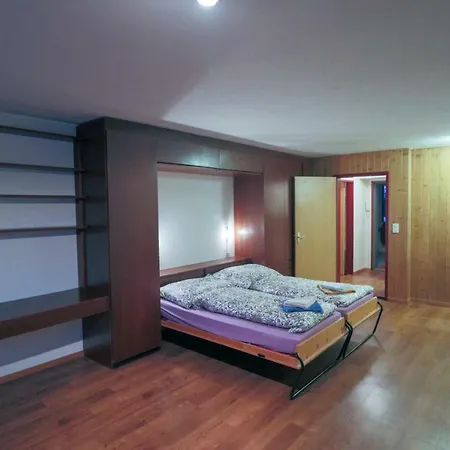 Apartment Dorfstrasse 8 *
